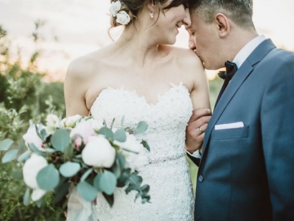 Paulina i Wojtek - majowe, rustykalne wesele w oranżerii