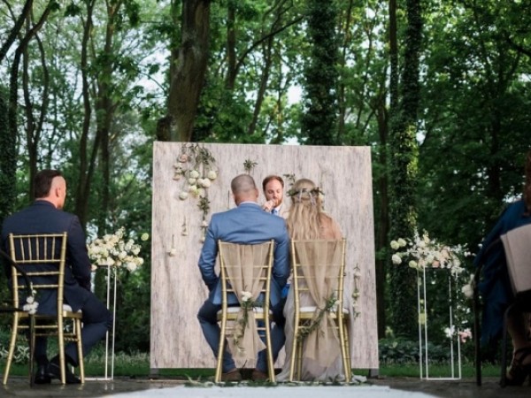 Ślub i wesele plenerowe w ogrodzie w Krakowie