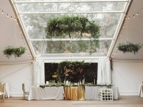 Ślub i wesele plenerowe w ogrodzie w centrum Krakowa