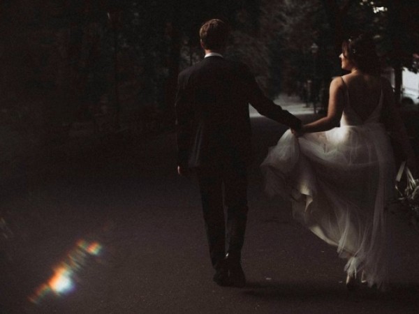 Ślub i wesele w namiocie. Bajkowa realizacja w ogrodzie