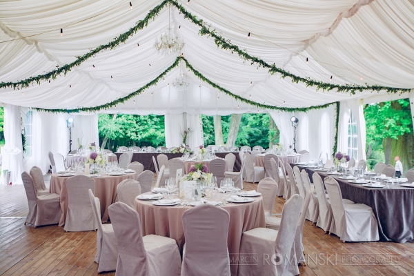 Ślub i wesele w plenerze z nutą Skandynawii - majowa realizacja