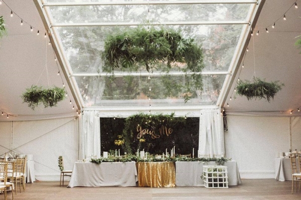 Ślub i wesele plenerowe w ogrodzie w centrum Krakowa