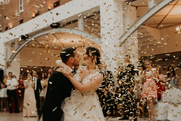 Julia&amp;Maciej - romantyczne, czerwcowe wesele pod Krakowem